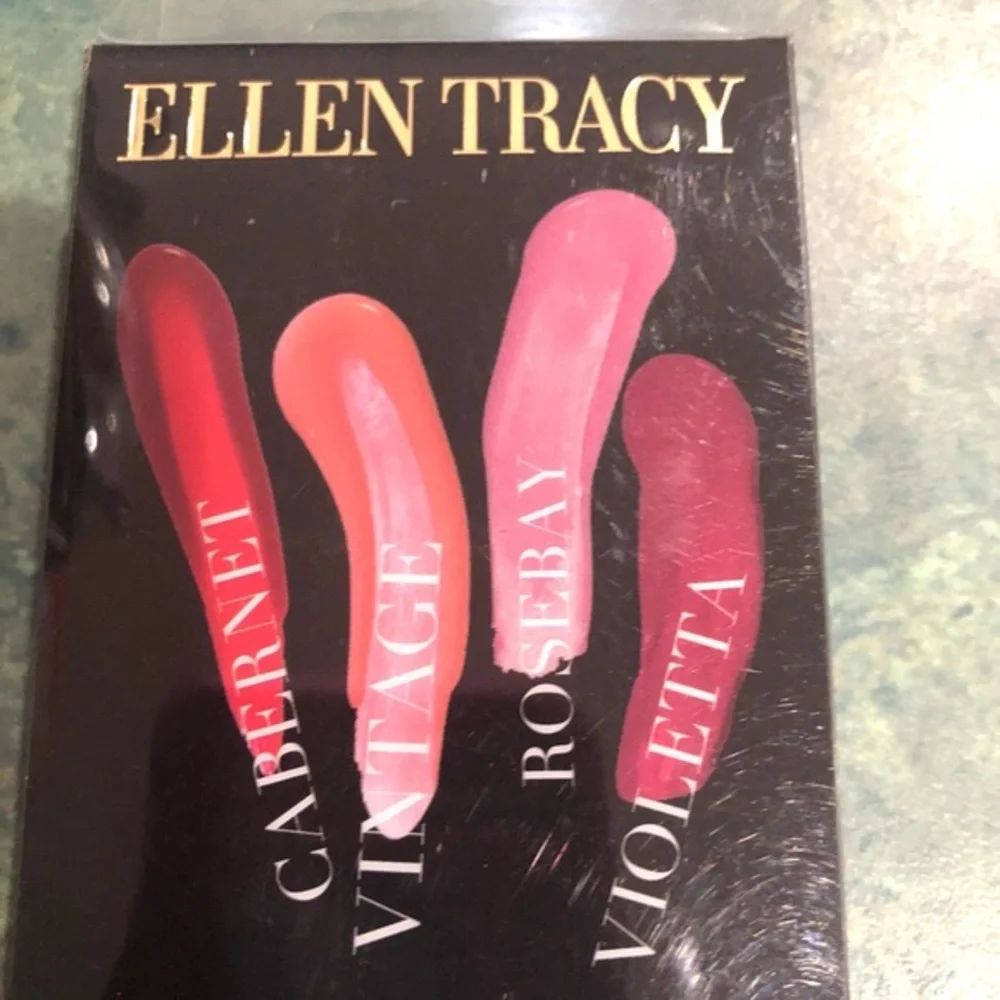 Ellen Tracy ellen tracy